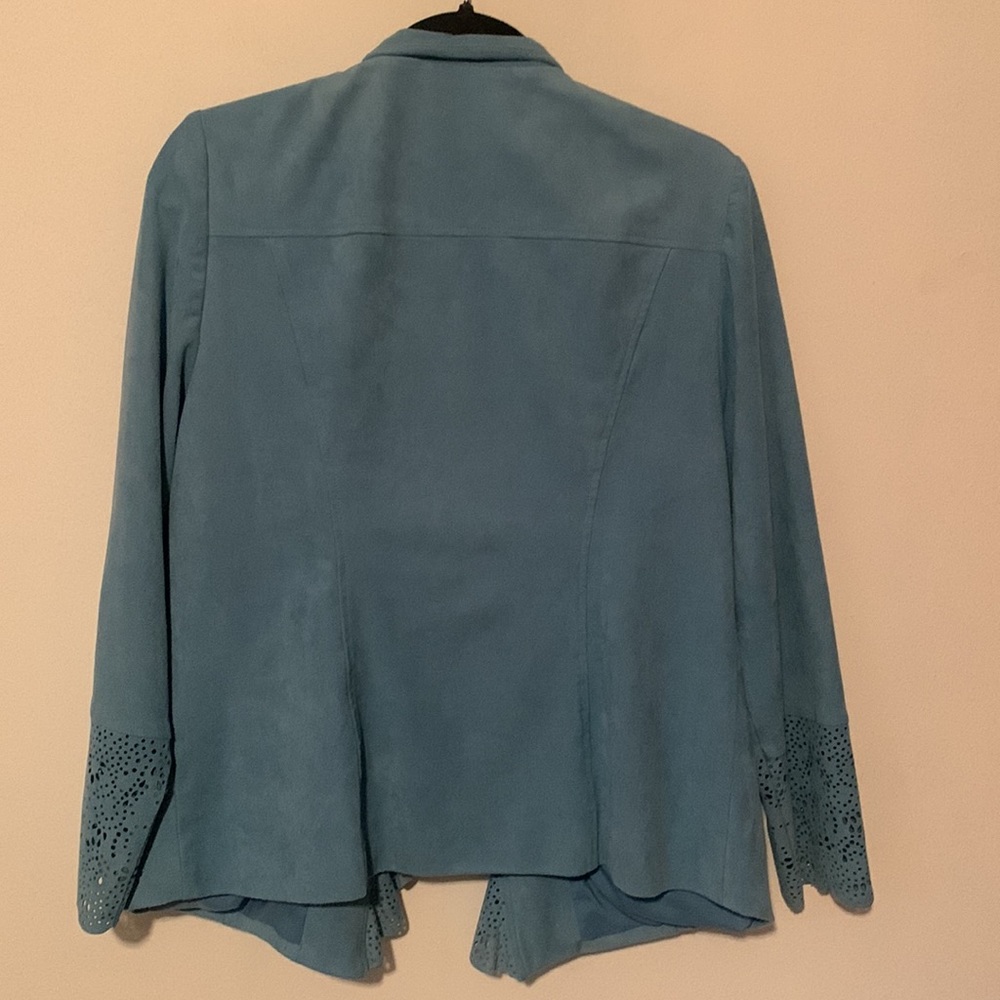 Chico’s Powder Blue Shacket - Picture 2 of 8